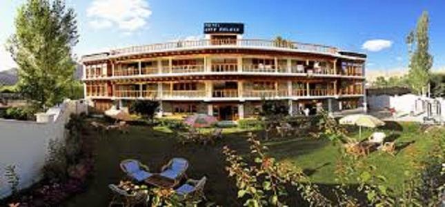 Hotel Shanti Palace Лех Экстерьер фото